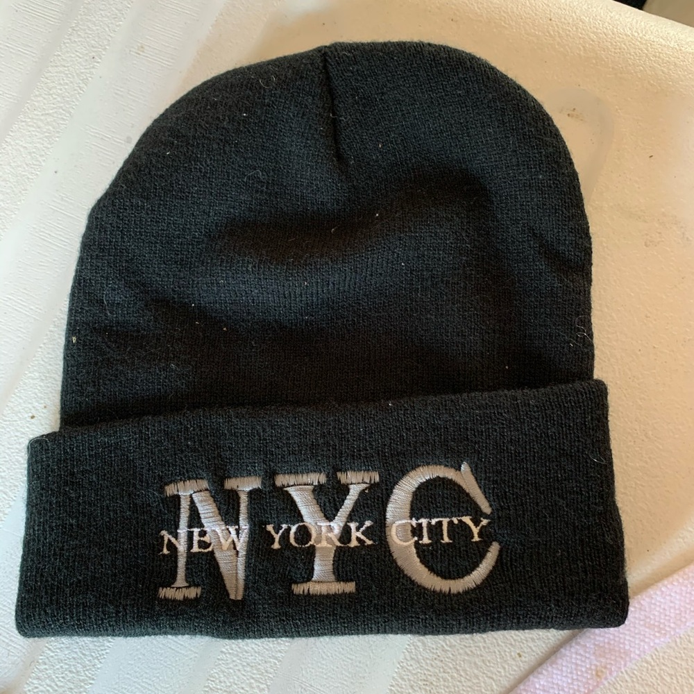 NYC black knit cap